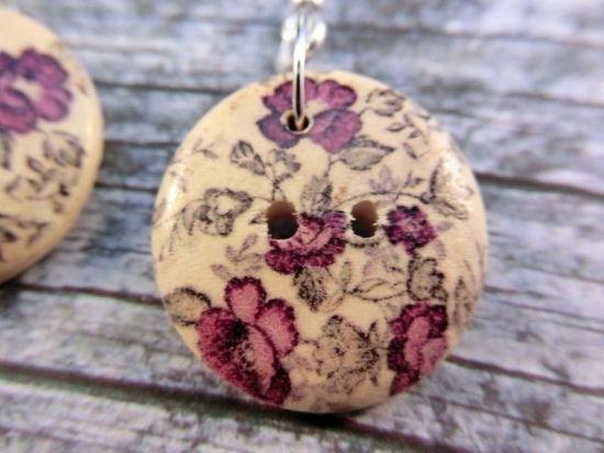 Preview: Blumen Knopf Ohrringe Holz Button wood Blüte